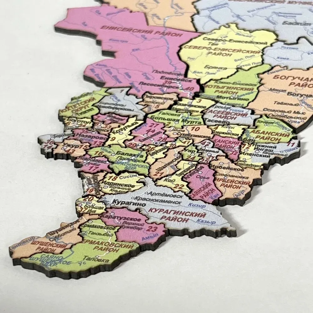 Деревянная карта-пазл целиком